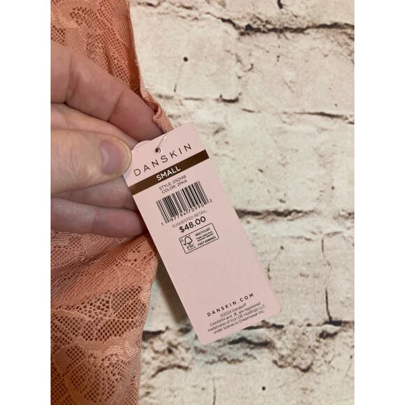 Danskin Bustier Cami Top Women Small Peach All Over Lace Removable Cups Coquette - Picture 4 of 15